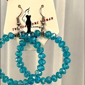 AQUA BLUE CRYSTAL EARRINGS